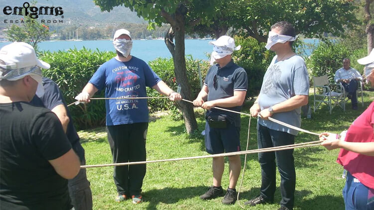 بازی مربع کامل