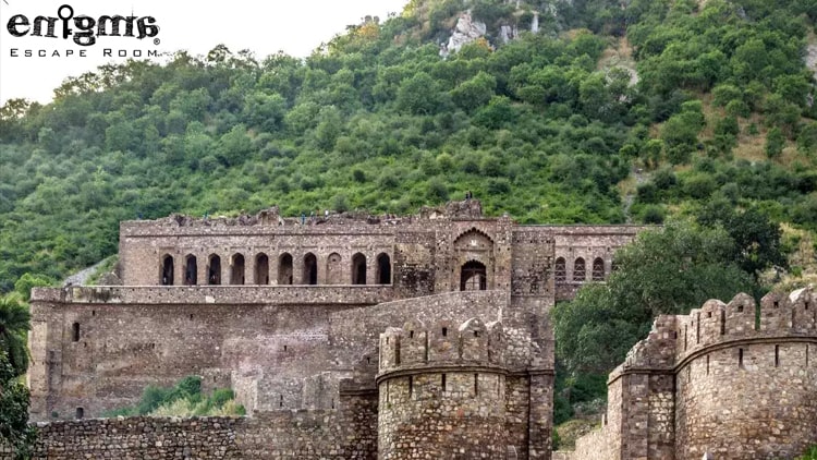قلعه بنگار (Bhangarh Fort)
