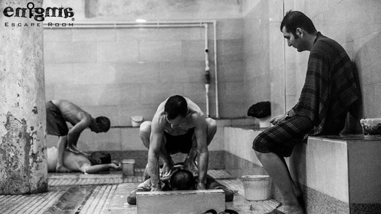 داستان ترسناک حموم