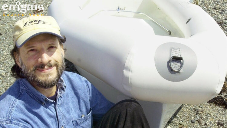 گیر کردن در دریا