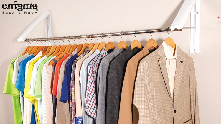 لباس اتاق فرار