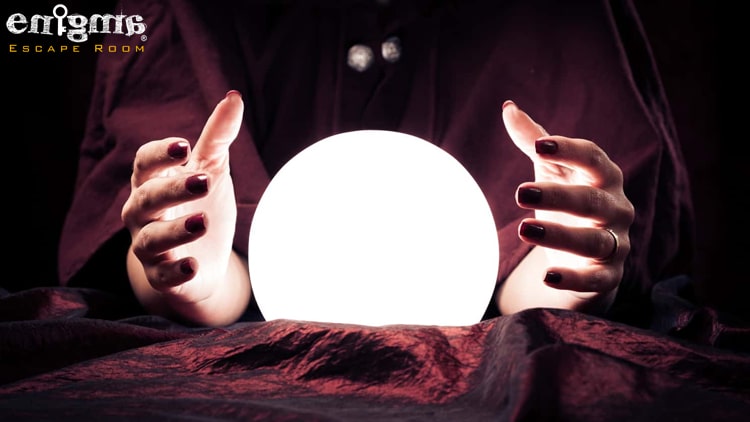 فرق بین پیشگویی و پیش بینی