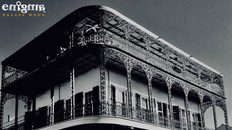 عمارت سلطان (The Sultan`s Palace) یه عمارت خیلی بزرگ تو شهر نئواورلئان فرانسه ست