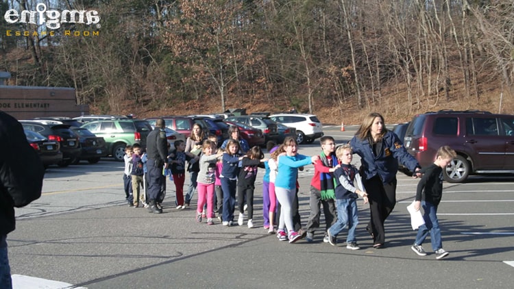 قتل عام مدرسه ابتدایی سندی هوک